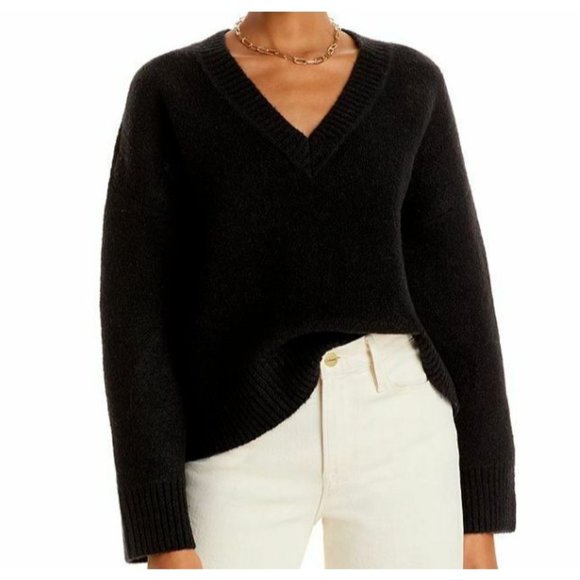 Aqua Sweaters - AQUA Sweater Black Knit Women V-NECK PULLOVER Polyester  New